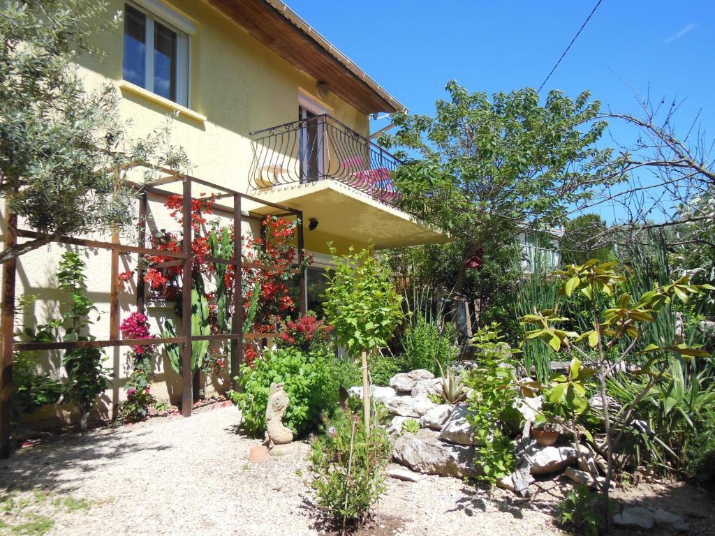 Ô Doux s'Home Lédenon Exterior foto